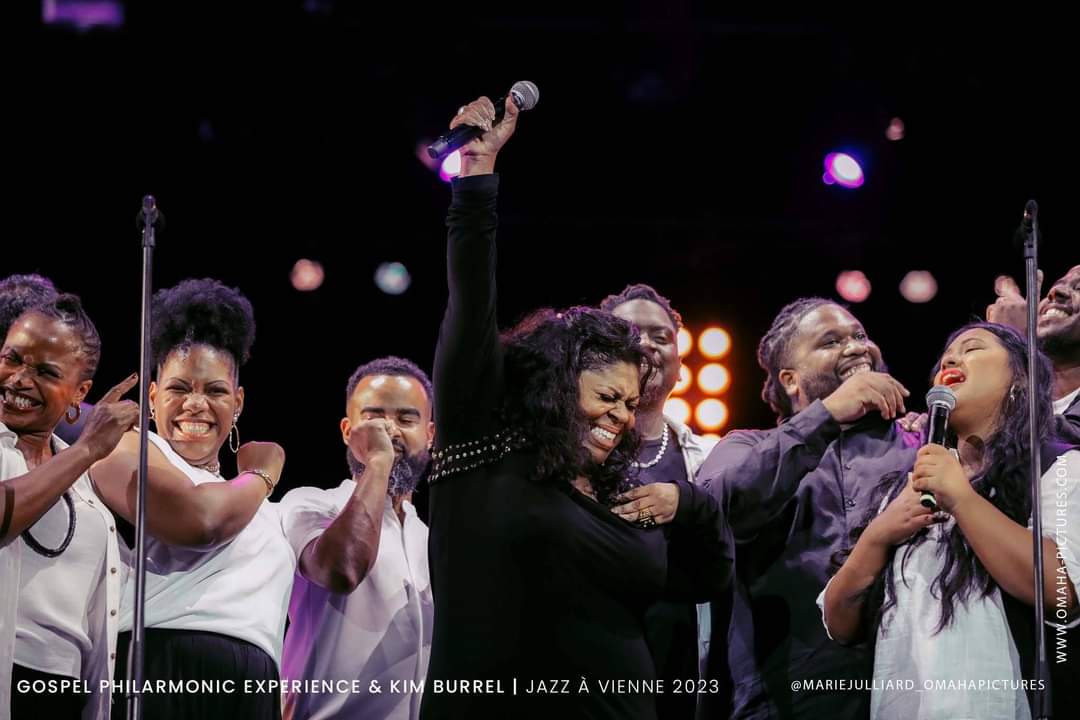 Kim Burrell et les chanteurs du chœur Gospel Experience à Jazz à Vienne, 2023
